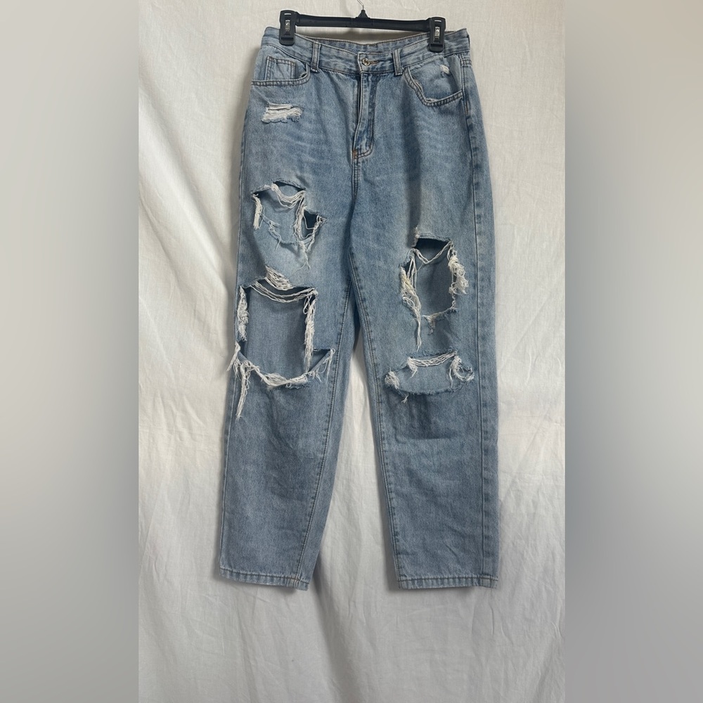 High waisted straight leg ripped Mom Jeans Size L